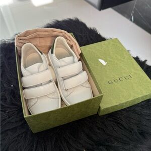 Gucci Kids Cream Sneakers with Velcro Straps